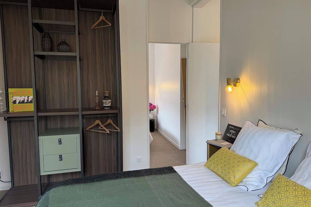 Refined suite in Barfleur, 2 steps from the port! in Barfleur, Cherbourg region