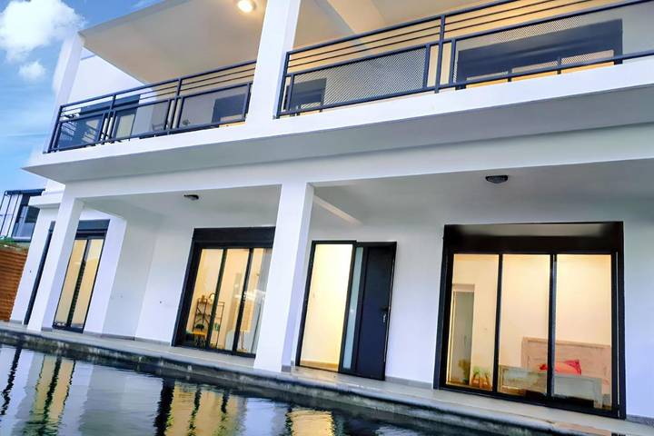 Location de vacances pour 10 personnes, avec balcon et piscine, animaux acceptés à La Possession - 2