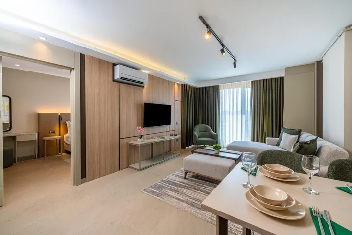 Aparthotel para 4 personas, con balcón y vistas - 1