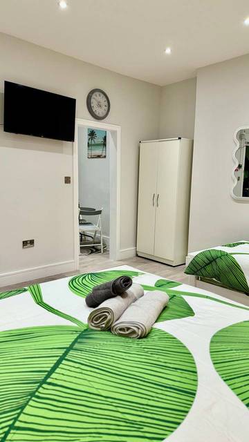 Holiday Apartment for 3 People in Camden, London, Photo 3