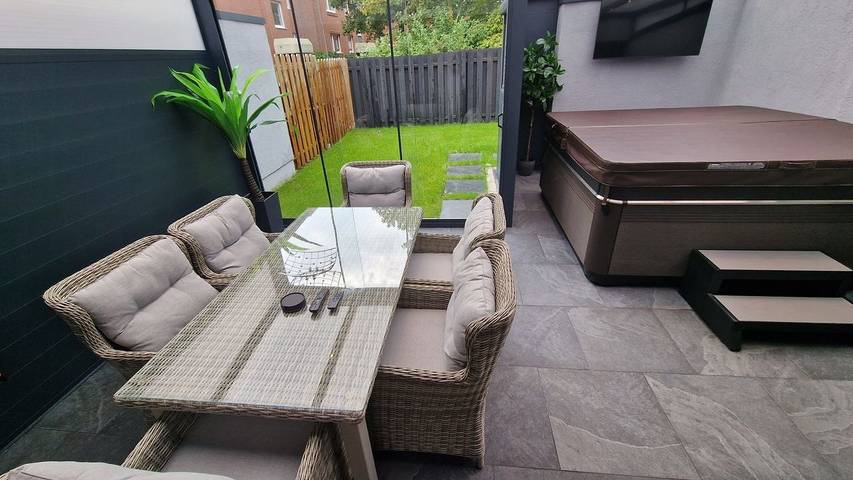 Ferienhaus für 10 Personen, mit Garten und Whirlpool in Hannover und Umgebung - 3