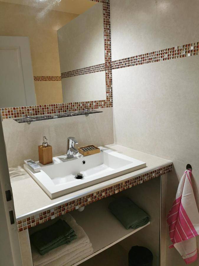 Location de vacances pour 8 personnes, avec Terrasse à Sainte-Soulle - 4