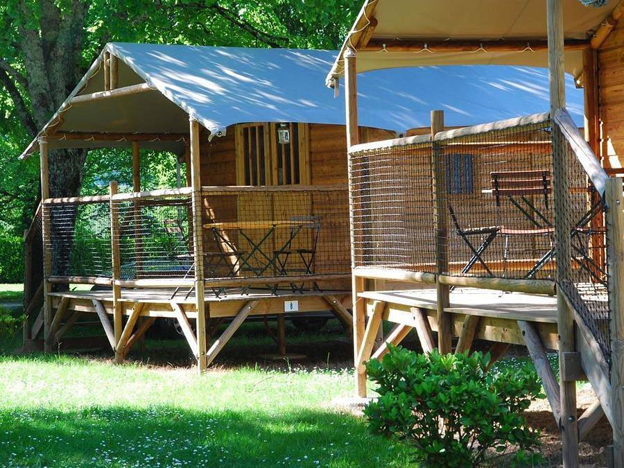 Camping La Forêt - Bungalow de lona 2 personas - Canadiense sin instalaciones sanitarias in Lourdes (Altos Pirineos), Altos Pirineos