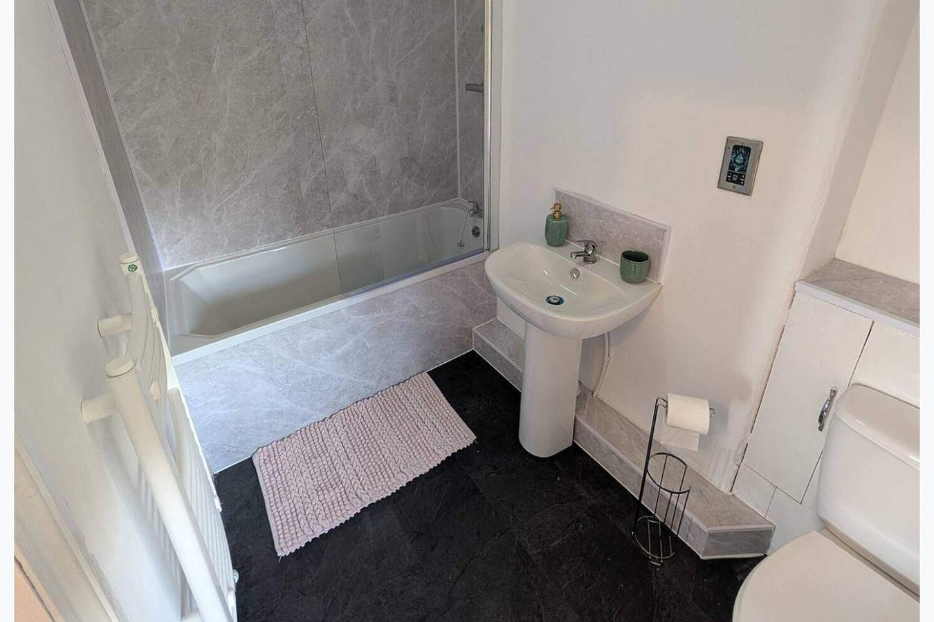 Entire holiday apartment, Georgian Apartment Sleeps 2 with Wifi in Shrewsbury, Shropshire