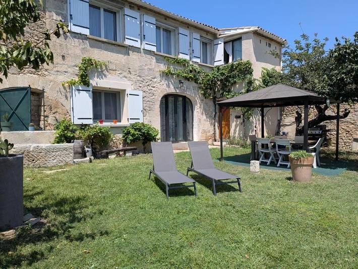 Ferienwohnung für 4 Personen, mit Ausblick und Garten sowie Pool - 1
