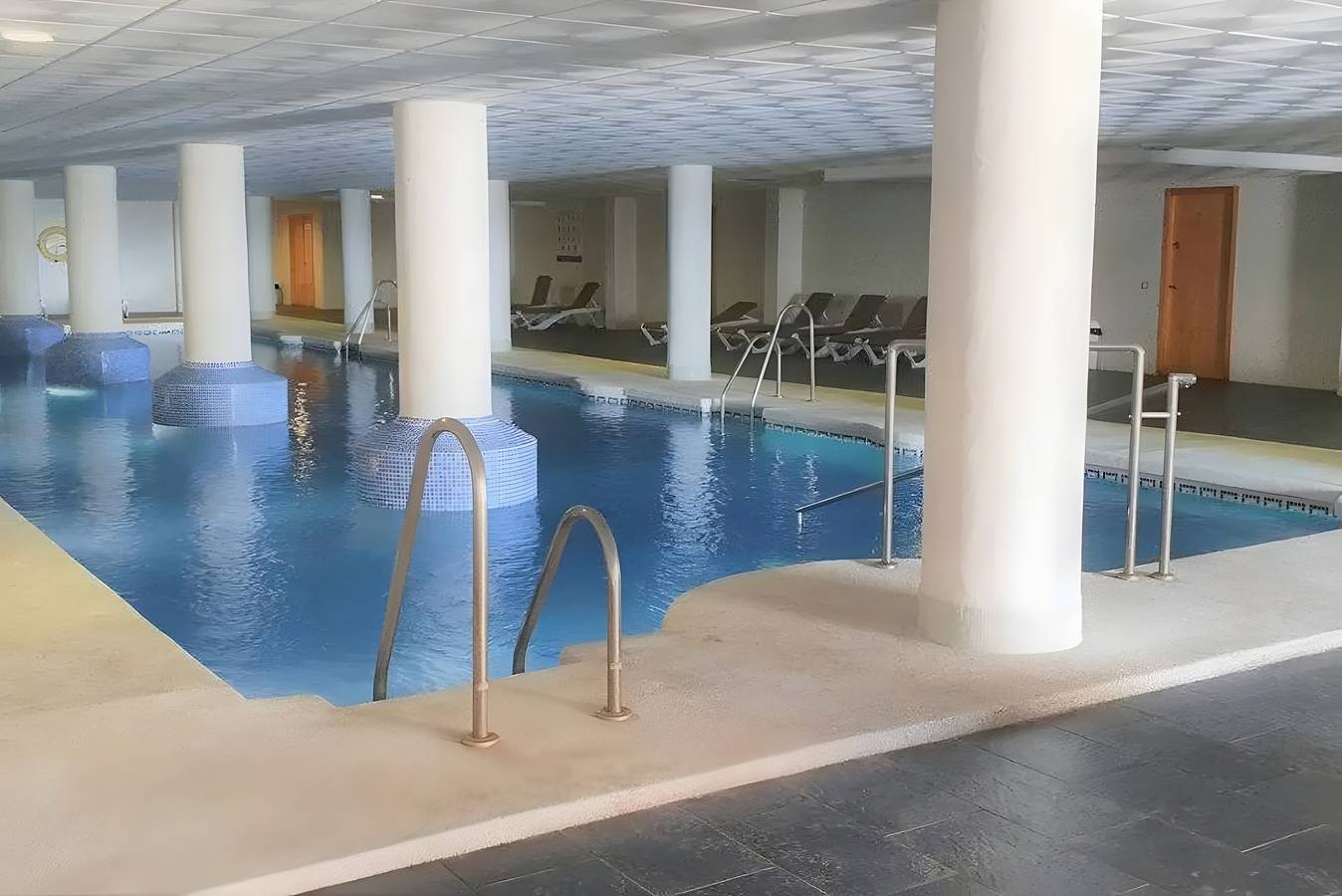 Apartamento entero, Apartamento 'De Lujo Envia Golf' con vistas al mar, Wi-Fi y aire acondicionado in La Envía, Vícar