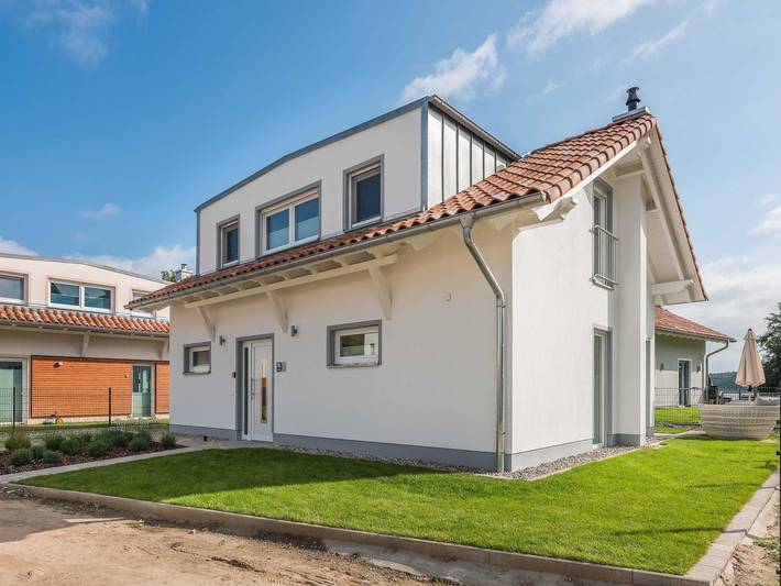 Exklusives Ferienhaus mit Sauna-Garten-See-Entertainment - Ferienhaus Am Schilf in Krakow am See, Mecklenburgische Seenplatte