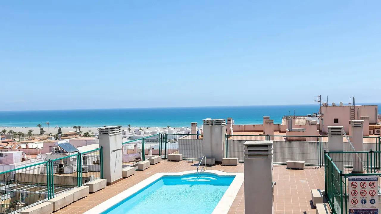 Apartamento vacacional entero, Apartamento de vacaciones para 6 personas con jardín in Garrucha, Costa de Almería