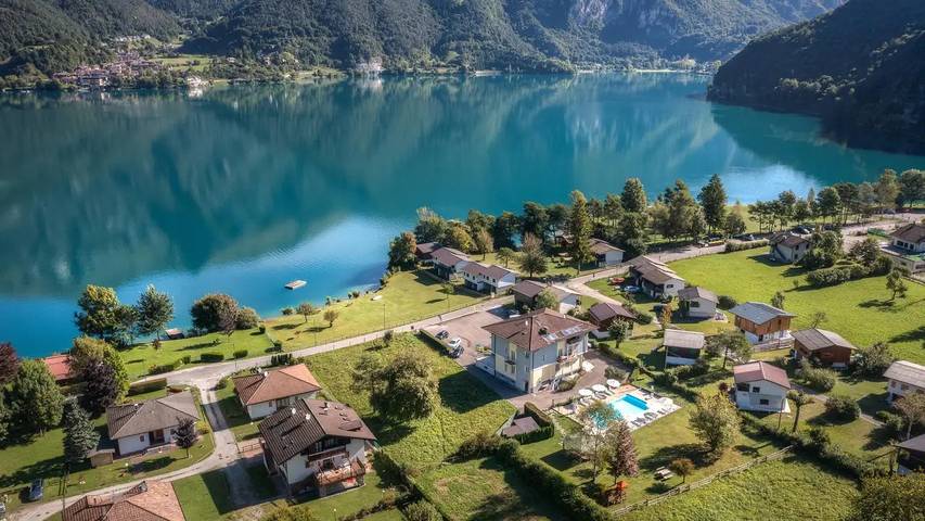 Appartamento per 4 persone, con giardino, con animali domestici sul Lago di Ledro