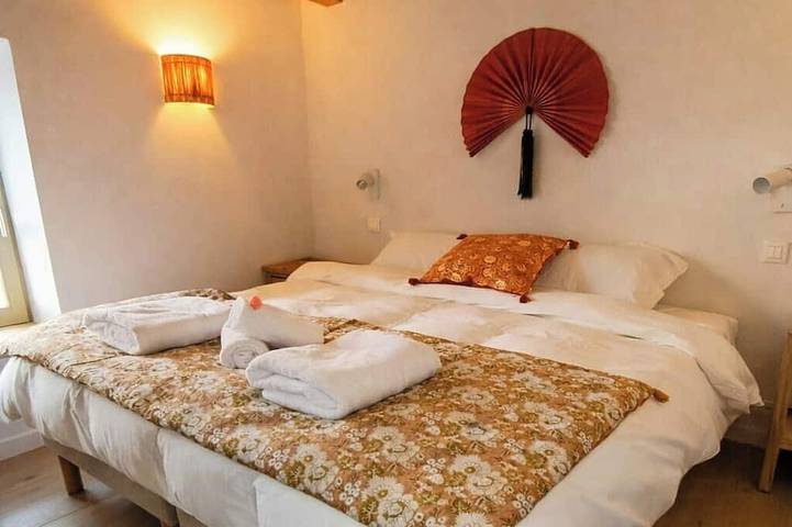 Location de vacances pour 8 personnes, avec jardin, animaux acceptés dans Plage De La Chatiere Conjux - 2