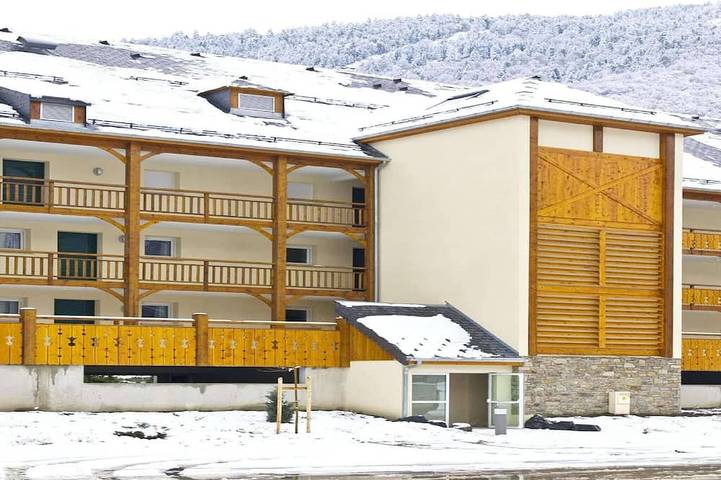 Appartement de vacances pour 8 personnes, avec balcon et piscine