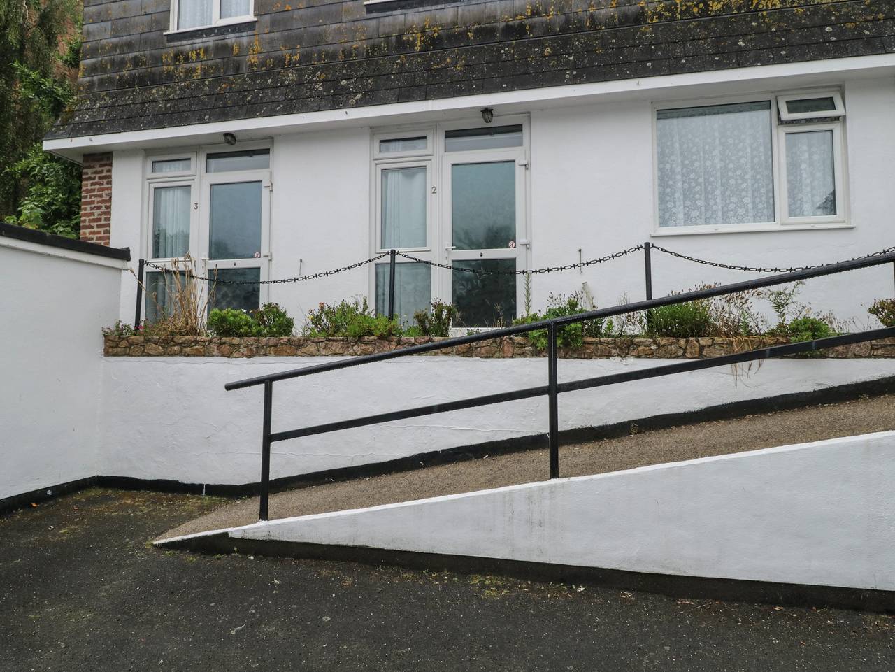 Flat 2, Big Tree Holiday Flats in Paignton, Torbay