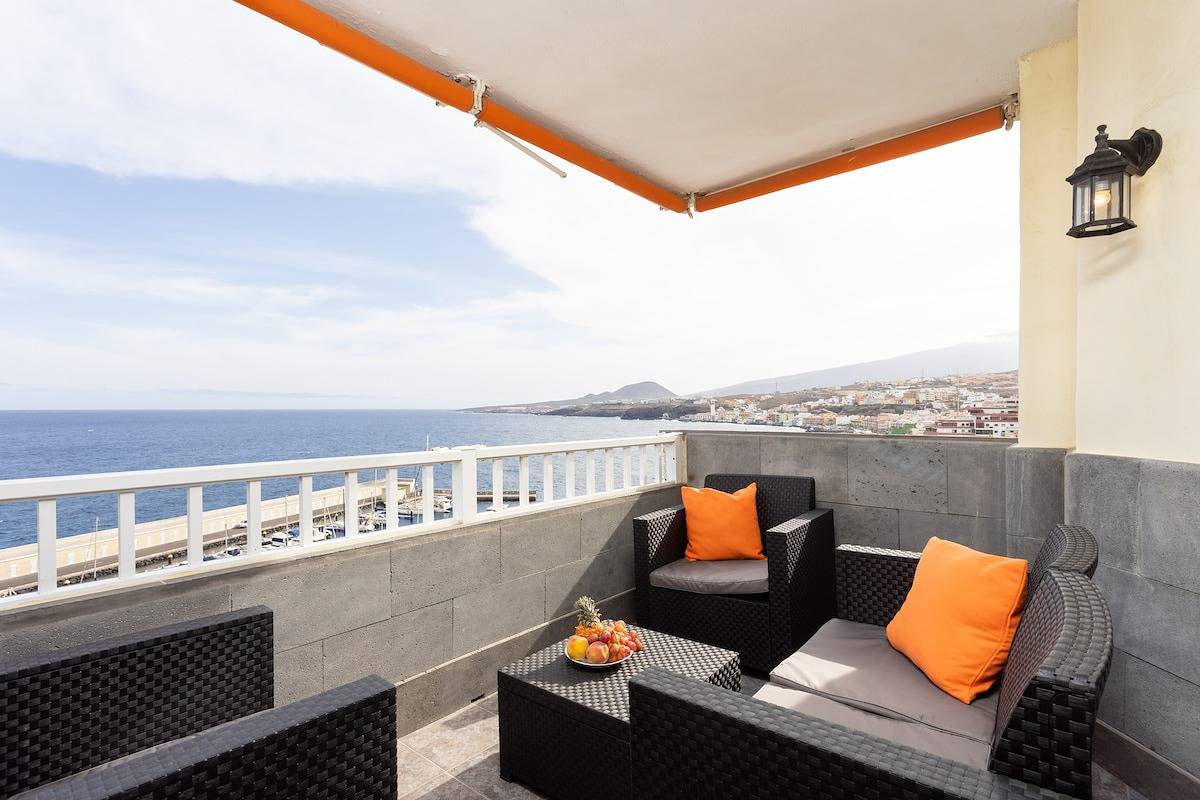 Entire apartment, Home2Book Sea Views Caletillas in Aroba, Candelaria