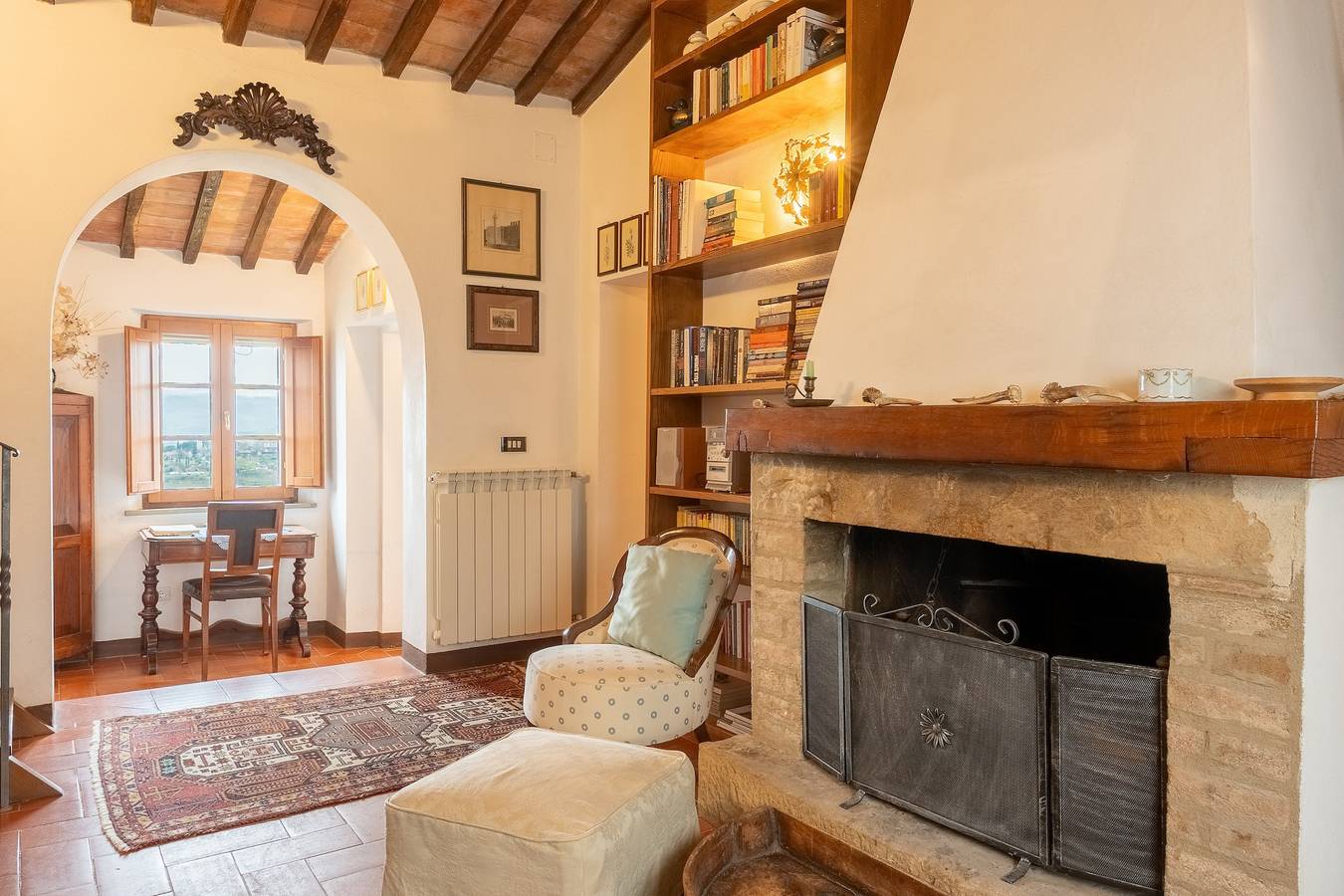 Villa Mulinello, Secluded, Panoramic Views over Montepulciano Valley in Torrita di Siena, Siena Province