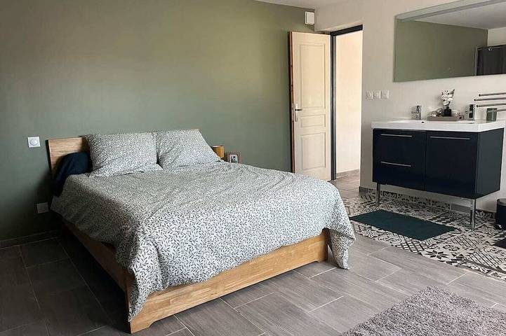 Location de vacances pour 8 personnes à Montaud - 2