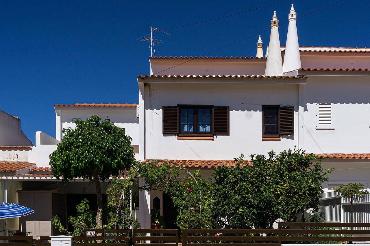 Familia Brito in Porches, District de Faro