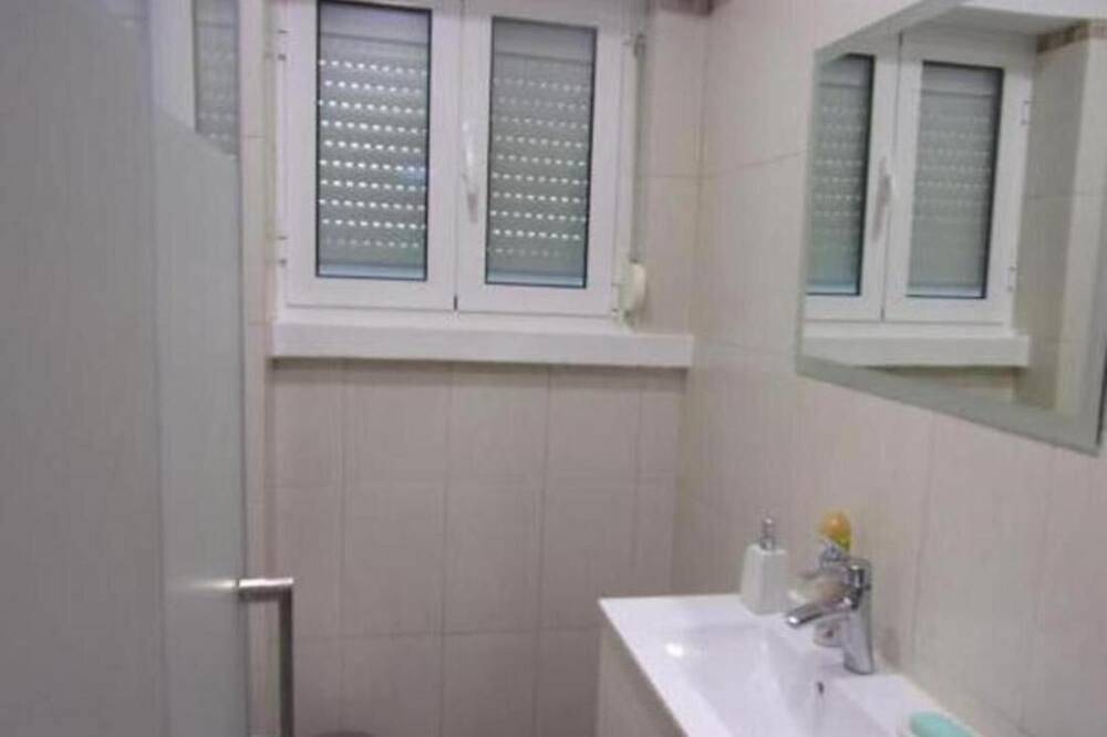 Ganze Wohnung, Casa do Pedro Lissabon Südbucht in Almada, Halbinsel von Setúbal