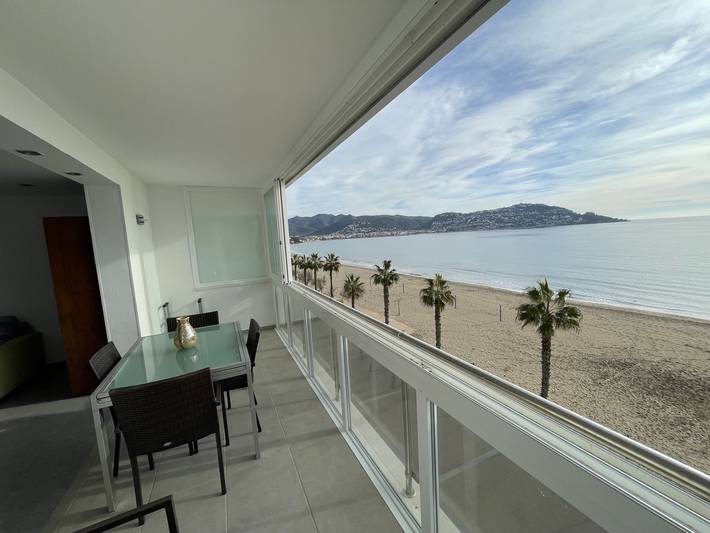 Gîte pour 6 personnes, avec terrasse dans Platja Santa Margarita Rosas - 2