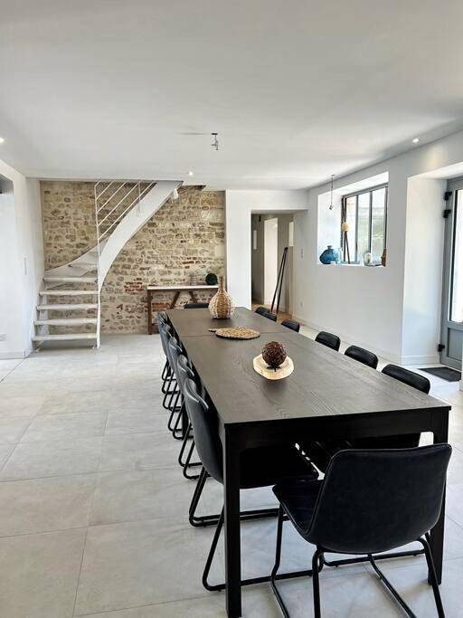 Location de vacances pour 12 personnes, avec piscine à L'Houmeau - 2