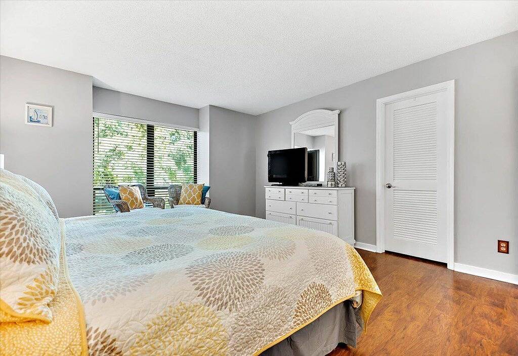 Ganze Wohnung, Lighthouse Tennis 2383 | Lagoon View, Pool Access! in Sea Pines Plantation, Sea Pines