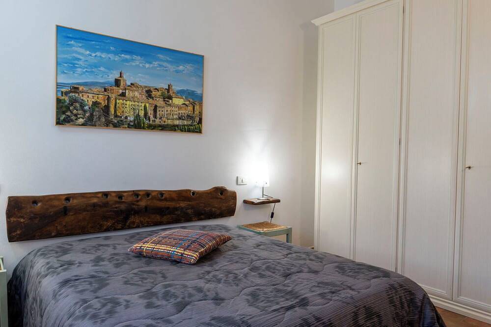 Appartamento intero, Accogliente appartamento per 4 ospiti con piscina, Wifi, A/C, Tv, patio e animali ammessi in Panicale, Lago Trasimeno