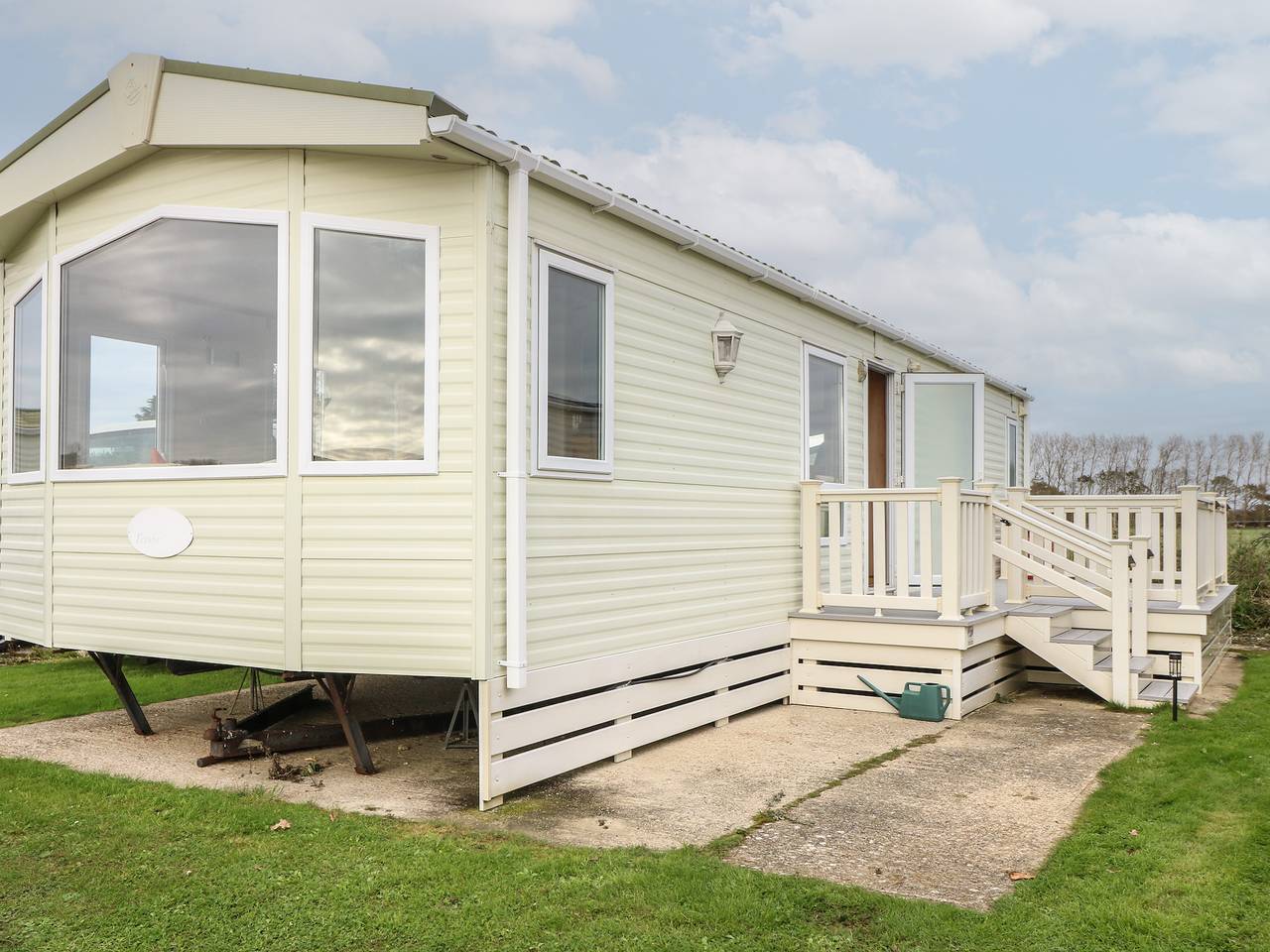Glamping for 4 People in West Wittering, West Sussex