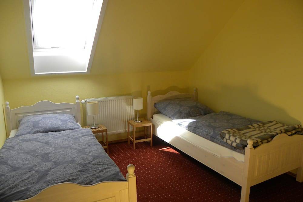 Ganze Wohnung, Gemütliche Ferienwohnung am Rande der Schorfheide in Finowfurt, Schorfheide