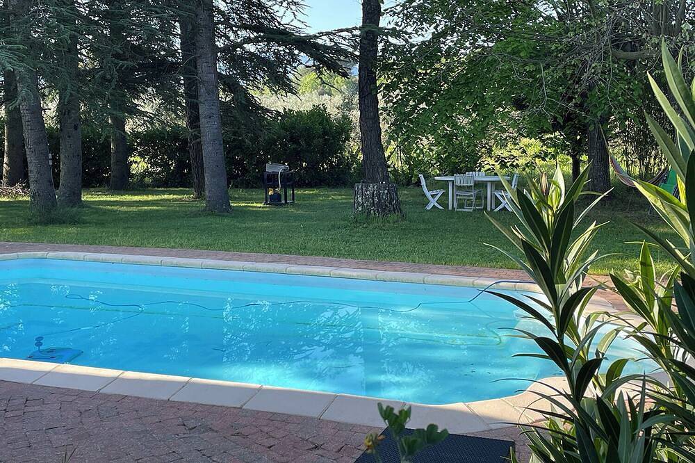 Villa Massada in Saint-Maximin-la-Sainte-Baume, Brignoles region