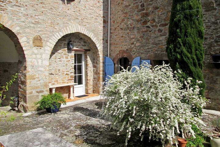 Chambre d’hôte pour 2 personnes, avec jardin dans l' Aveyron - 2