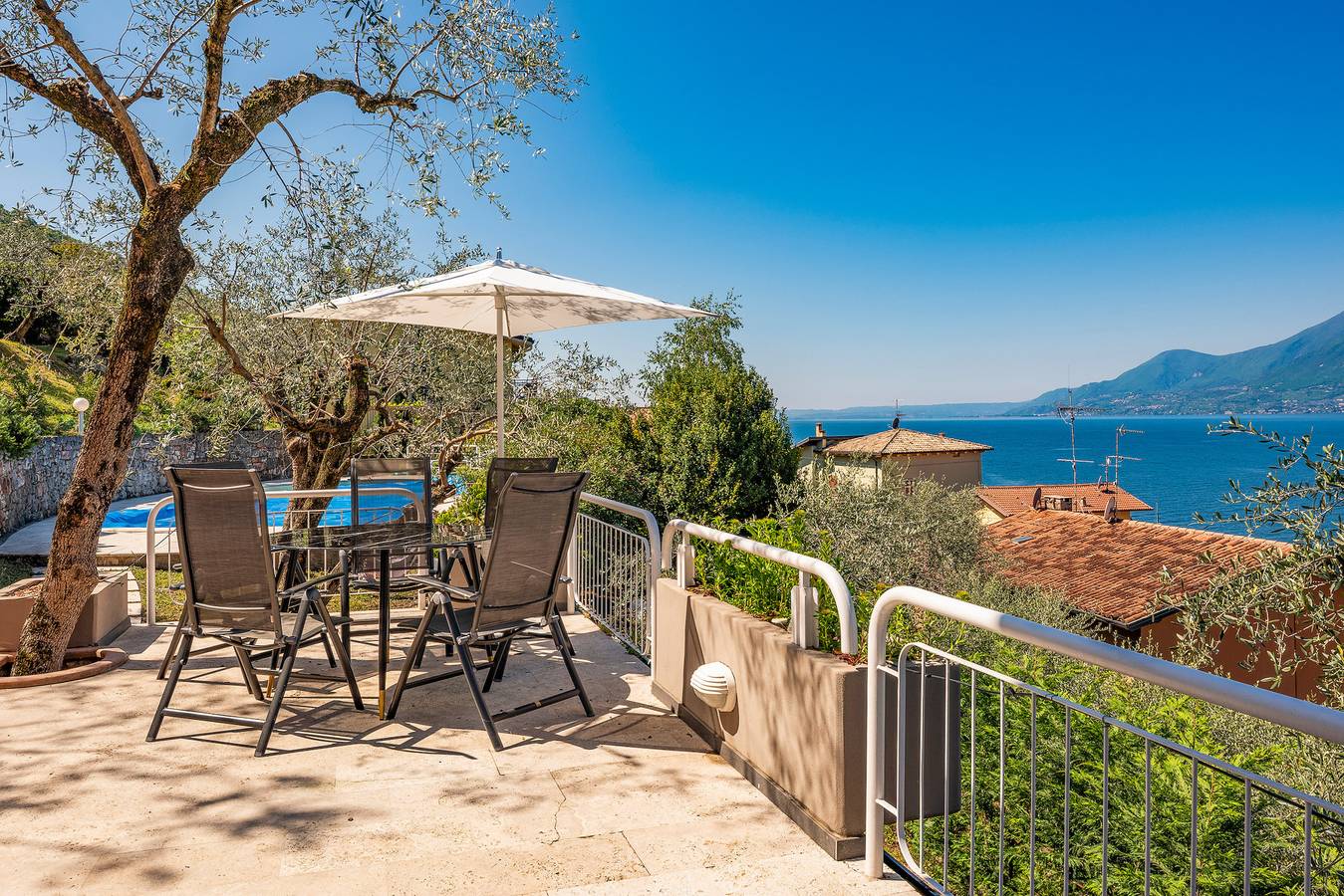 637A Villa Incanto Adults Only in Castelletto di Brenzone, Brenzone