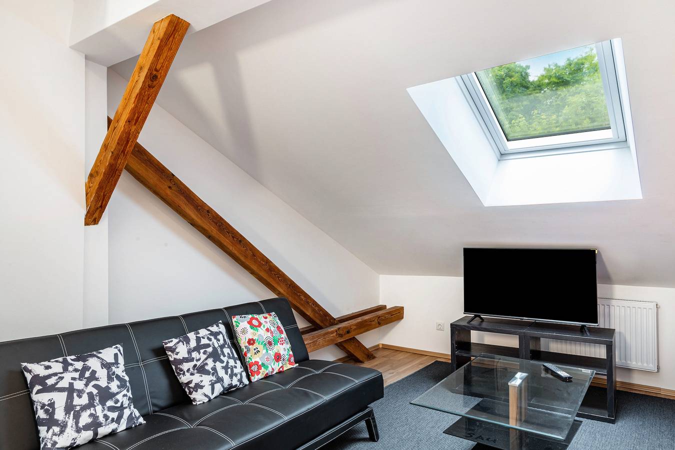 Ganze Wohnung, Hundefreundliche Ferienwohnung – Ruhe, Wandern & Workation nahe Chiemsee in Kraiburg am Inn, Landkreis Mühldorf am Inn