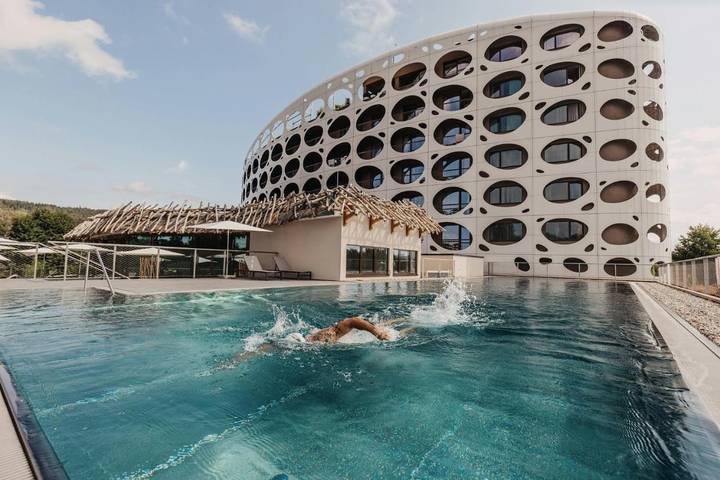 Hotel für 2 Personen, mit Terrasse und Garten sowie Pool und Sauna