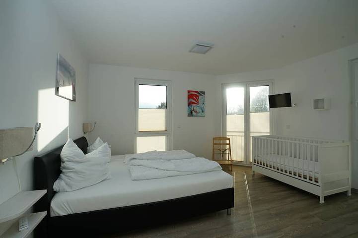 Ferienhaus für 13 Personen, mit Garten und Pool sowie Terrasse und Sauna, mit Haustier in Hohenkirchen - 4