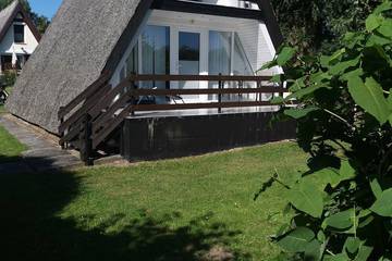 Ferienhaus für 4 Personen, mit Terrasse und Garten in Gager
