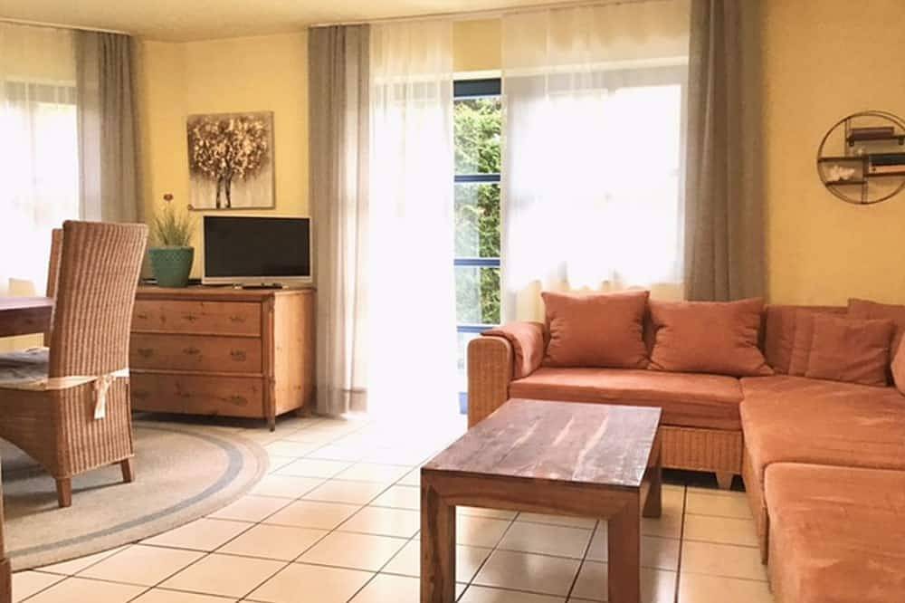 Ganze Wohnung, Ferienwohnung 69 qm, Parterre, 2 Schlafräume, max. 4 Personen in Unterkirnach, Mittlerer Schwarzwald