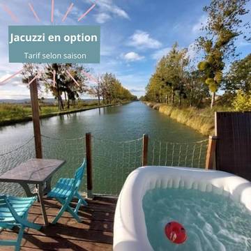 Bateau pour 5 personnes, avec terrasse et vue ainsi que vue sur le lac et piscine, animaux acceptés dans Côte-d'Or