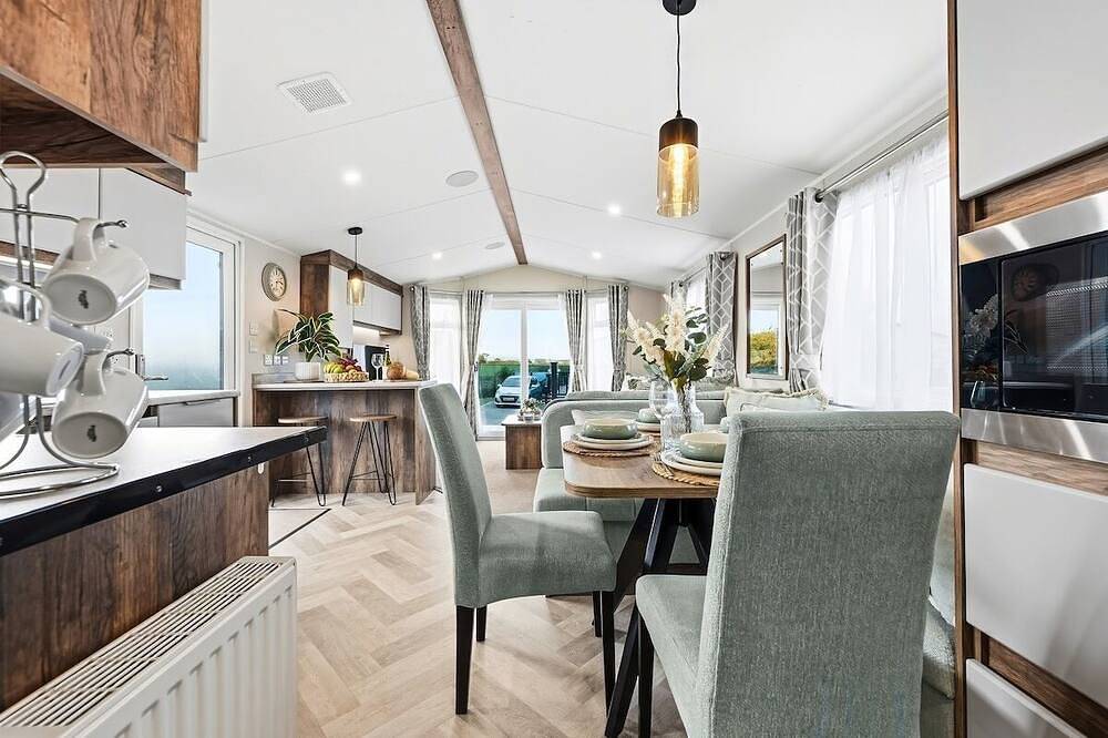 Cottage for 8 People in Hayling Island, Havant