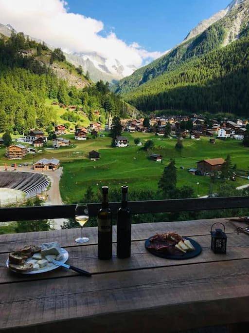 Gîte pour 6 personnes, avec terrasse ainsi que jardin et vue, animaux acceptés dans Les Haudères - 3