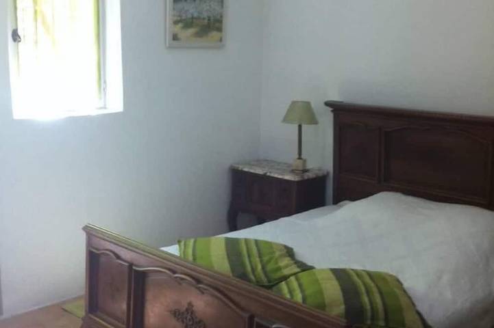 Location de vacances pour 9 personnes, avec jardin à Lacoste - 3