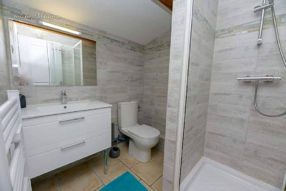 Ganze Wohnung, Bright, spacious apartment in Toul