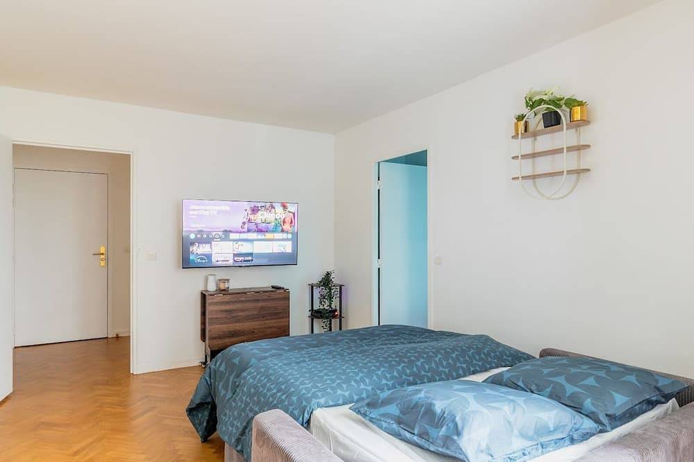 Appartement entier, Appartement Neuf • Lit King-Size • Parking Privé • Métro à 2 min in Aubervilliers, Seine-Saint-Denis