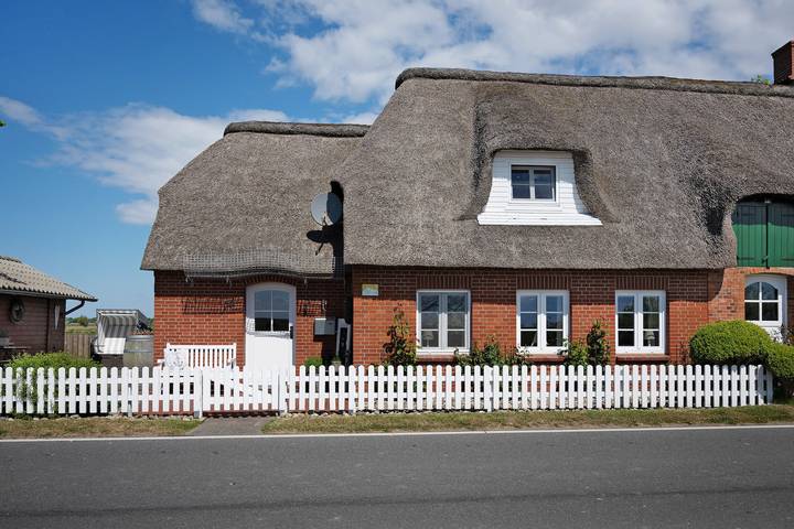Ferienhaus für 4 Personen, mit Garten in Pellworm
