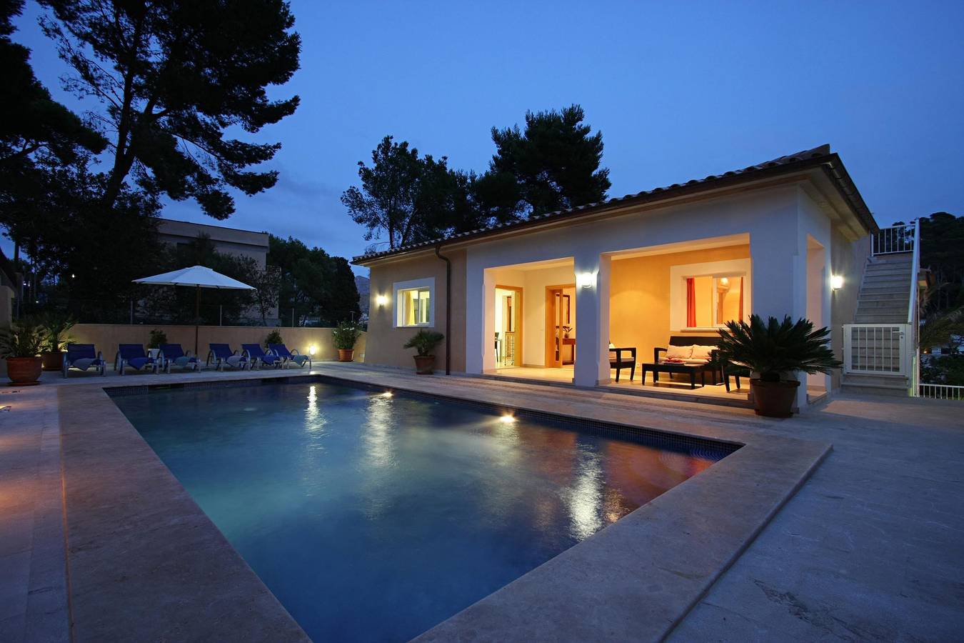 Villa for 8 people with terrace in Cala Sant Vicenc, Pollença