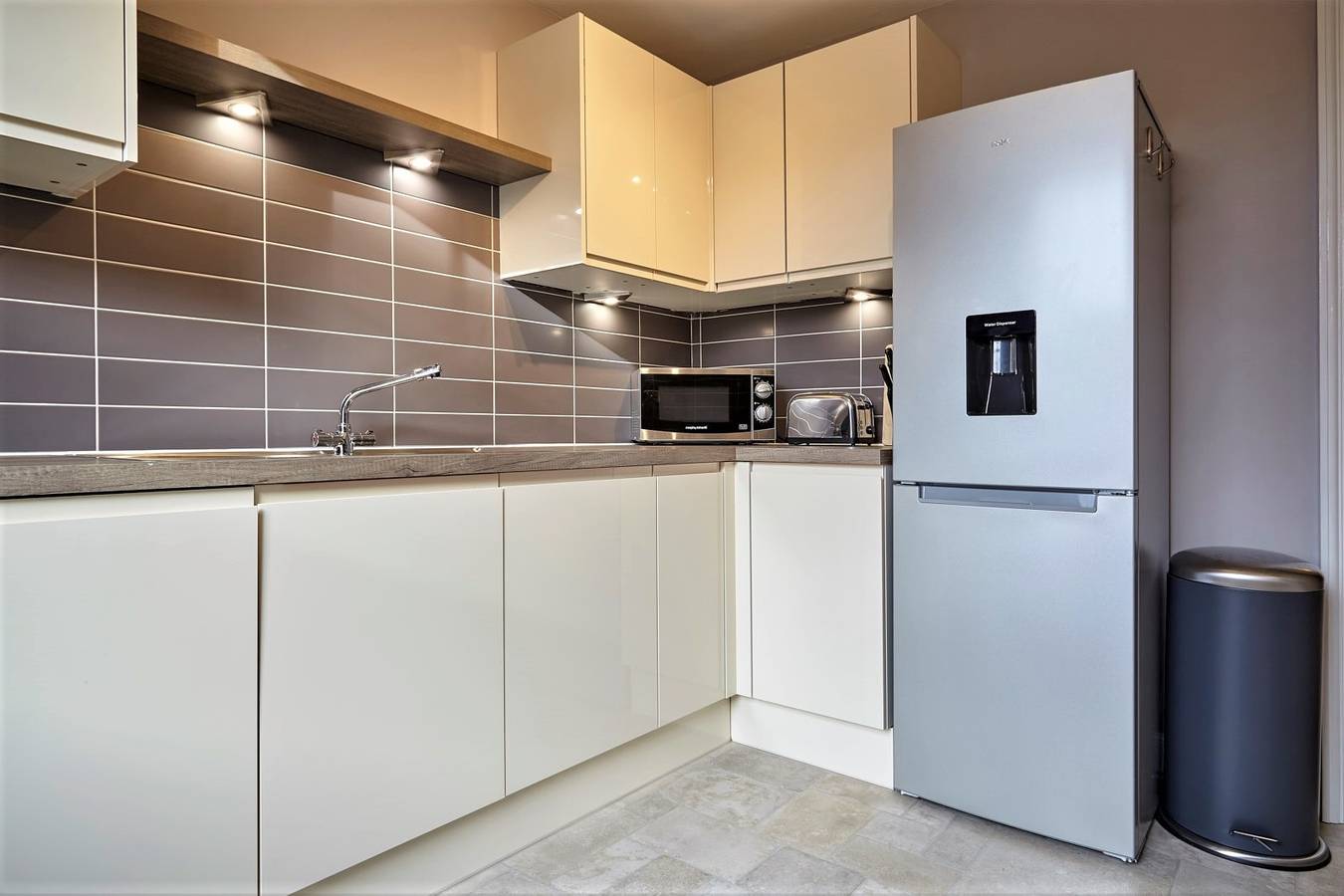 Your Apartment | Bristol Meredith Way in Bristol, South West England