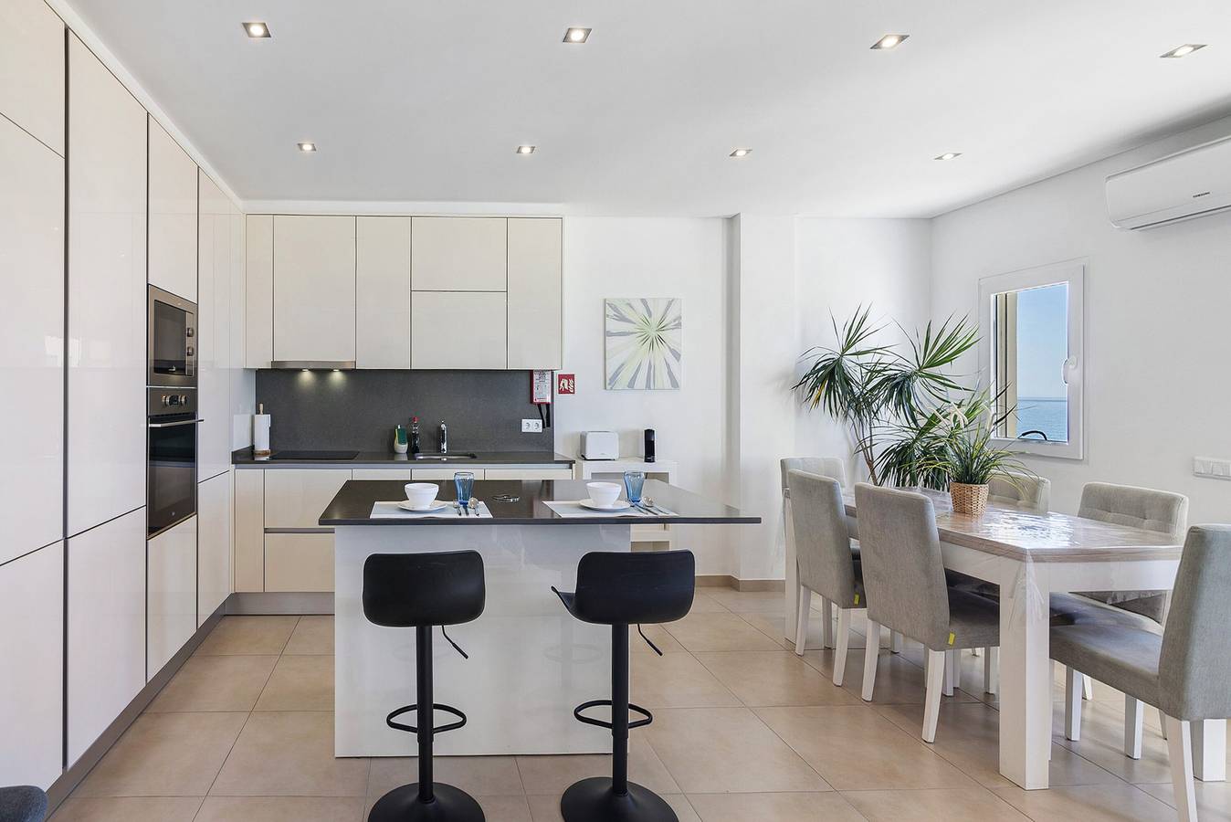 Ganze Wohnung, Apartment 'Paraná' mit Balkon, Wlan und Klimaanlage in Cavacos, Quarteira