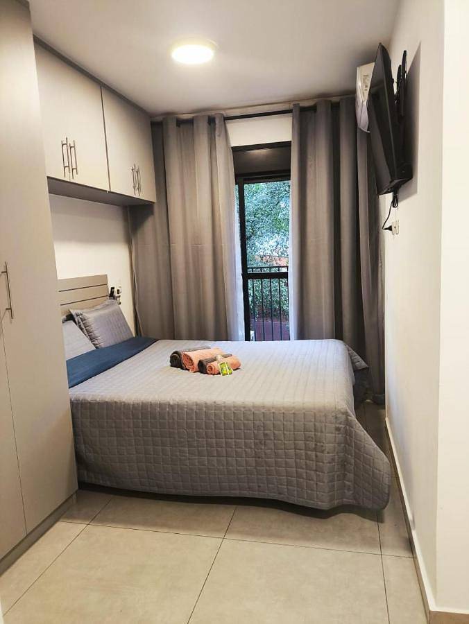 Casas e apartamentos de temporada para 2 pessoas, com piscina e balcão em Campo Belo