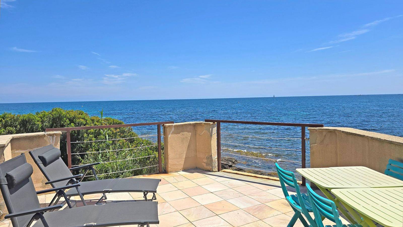 Le Bateau - 4 Personen - Füße im Wasser - Strand - Klimaanlage - Wifi - Sainte Maxime in La Nartelle, Sainte-Maxime