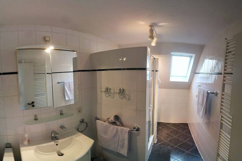 Ganze Wohnung, Alte Dorfschule in Friederikensiel - Bis zu 6 Personen, 4 Schlafzimmer in Friederikensiel, Wangerland