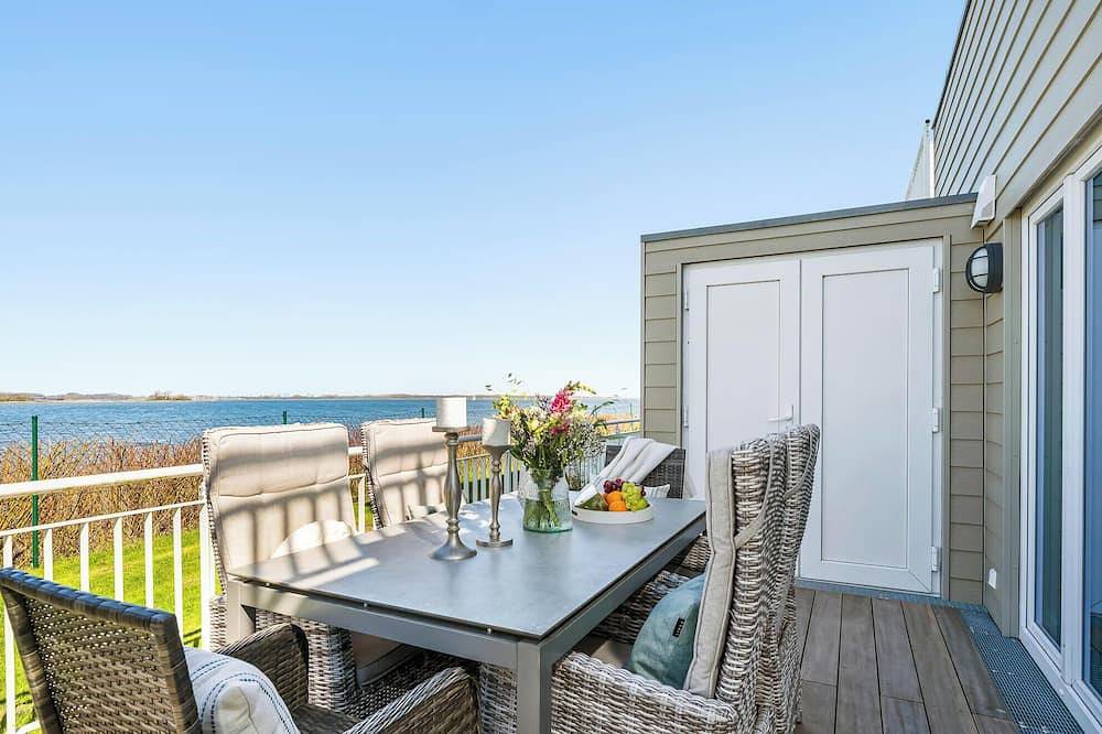 Hamptons Beach House - Panorama-Dachterrasse, Sauna, Kamin, 2 Stellplätze in Olpenitz, Kappeln