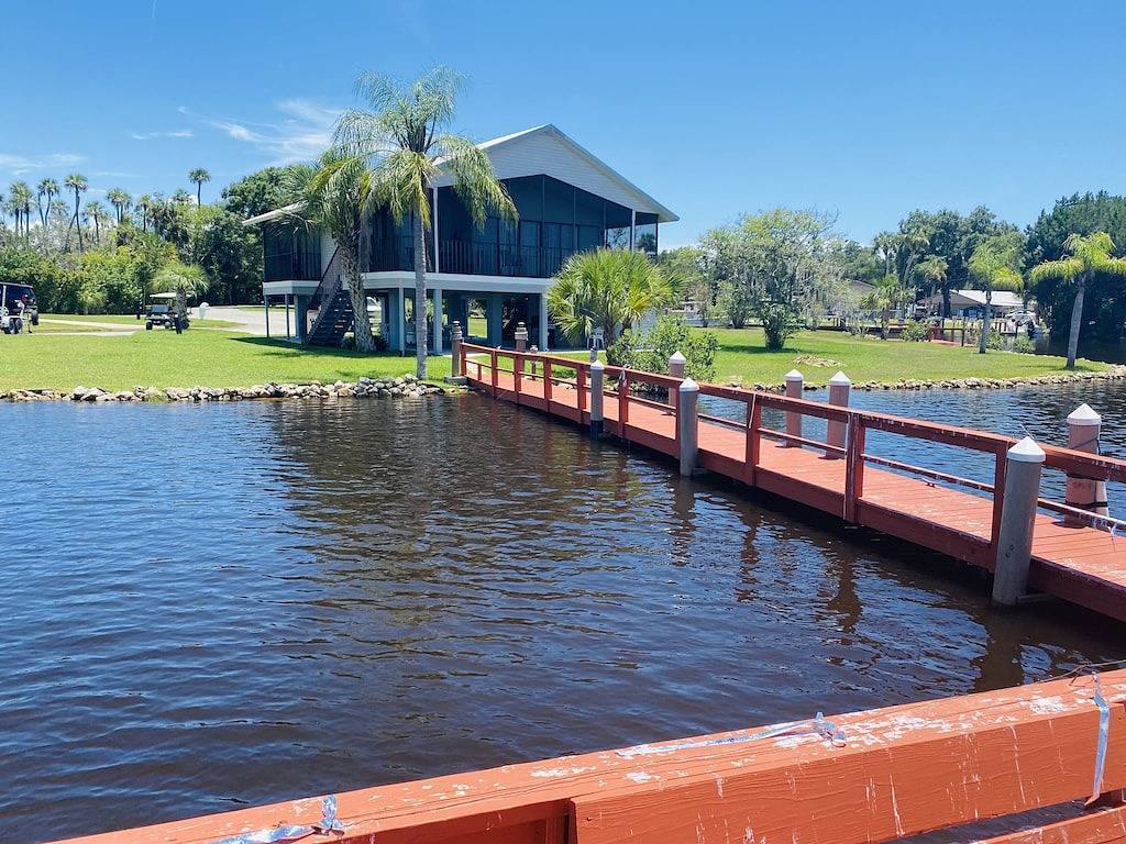 Million Dollar view. Sleeps 6. Renovated June '23. Dock/Kayaks/Paddleboard in Homosassa, Citrus County